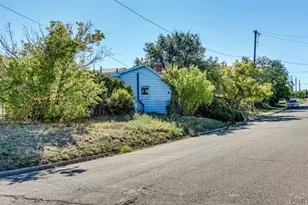 704 W Jefferson St, Trinidad, CO 81082 - Photo 4