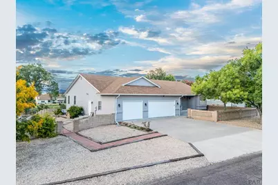 353 S Pin High Dr, Pueblo West, CO 81007 - Photo 2