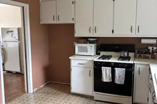 1221 Maudslay Ave, Pueblo, CO 81001 - Photo 12