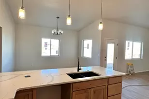 927 E Moonbeam Dr, Pueblo West, CO 81007 - Photo 8