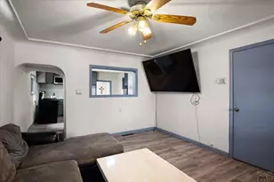 1632 W 17th St, Pueblo, CO 81003 - Photo 8