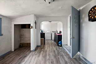 1632 W 17th St, Pueblo, CO 81003 - Photo 12