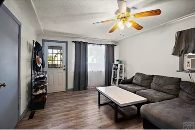 1632 W 17th St, Pueblo, CO 81003 - Photo 6