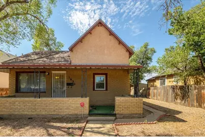 1632 W 17th St, Pueblo, CO 81003 - Photo 2