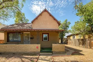 1632 W 17th St, Pueblo, CO 81003 - Photo 2