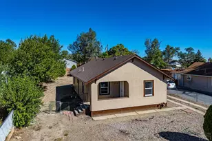 1723 E 14th St, Pueblo, CO 81001 - Photo 4
