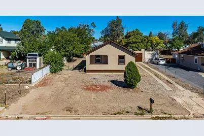 1723 E 14th St, Pueblo, CO 81001 - Photo 2