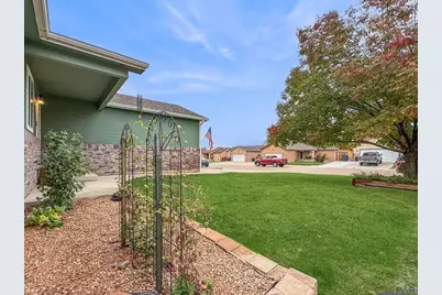 5110 Aramis Court, Pueblo, CO 81005 - Photo 6