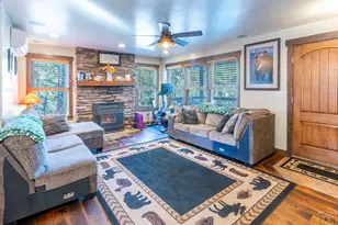 8946 Cottonwood Dr, Beulah, CO 81023 - Photo 4