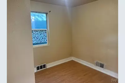 1027 E Abriendo Ave, Pueblo, CO 81004 - Photo 10