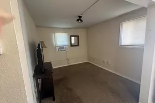 1027 E Abriendo Ave, Pueblo, CO 81004 - Photo 16