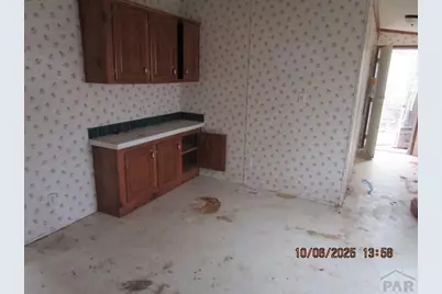 805 N 13th St, Rocky Ford, CO 81067 - Photo 10