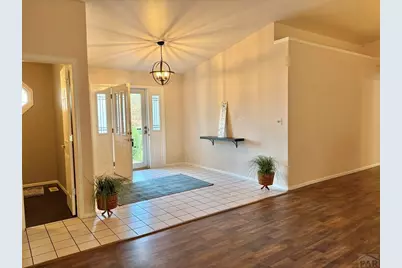 204 Bridle Trail, Pueblo, CO 81005 - Photo 8