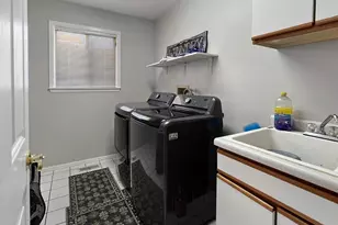 204 Bridle Trail, Pueblo, CO 81005 - Photo 10