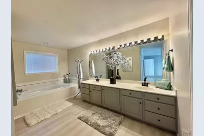 204 Bridle Trail, Pueblo, CO 81005 - Photo 20