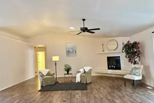 204 Bridle Trail, Pueblo, CO 81005 - Photo 10