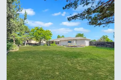 204 Bridle Trail, Pueblo, CO 81005 - Photo 28