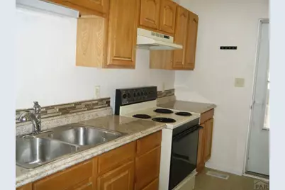 806 E 3rd St, Pueblo, CO 81001 - Photo 6