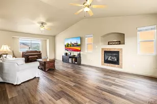 2403 Meadowlark Ln, Pueblo, CO 81008 - Photo 6