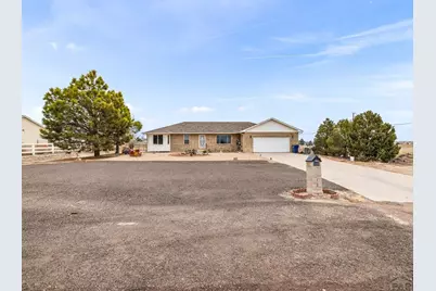 1177 E Kirkwood Dr, Pueblo West, CO 81007 - Photo 2