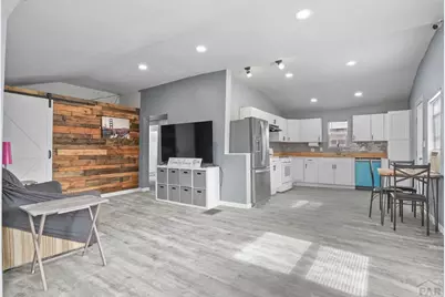 1640 Jackson St, Pueblo, CO 81004 - Photo 6