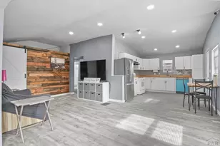 1640 Jackson St, Pueblo, CO 81004 - Photo 6