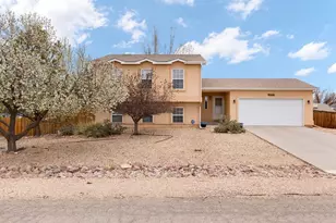 277 W Ben Hogan Dr, Pueblo West, CO 81007 - Photo 2