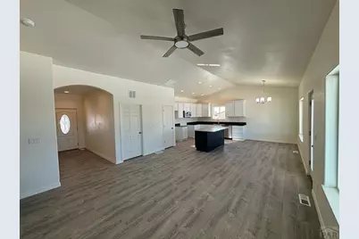 23 S Fairknoll Dr, Pueblo West, CO 81007 - Photo 4