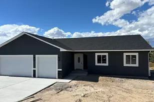 23 S Fairknoll Dr, Pueblo West, CO 81007 - Photo 1