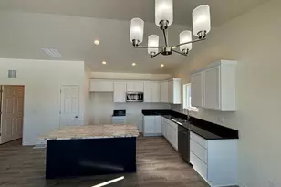 23 S Fairknoll Dr, Pueblo West, CO 81007 - Photo 6