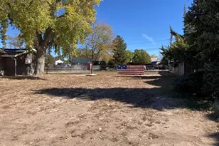 2401 San Juan Ave, La Junta, CO 81050 - Photo 12