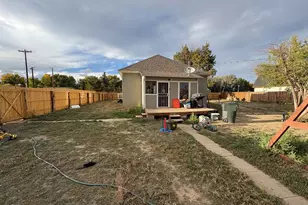 301 E 4th St, Walsenburg, CO 81089 - Photo 6