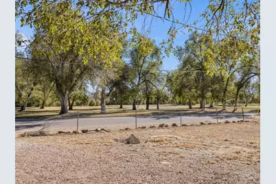 2002 W 15th St, Pueblo, CO 81003 - Photo 6