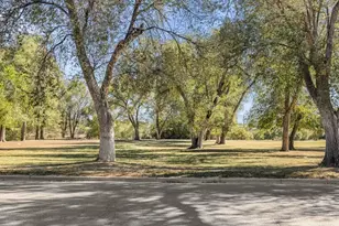 2002 W 15th St, Pueblo, CO 81003 - Photo 8