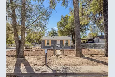 2002 W 15th St, Pueblo, CO 81003 - Photo 2