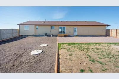 393 E Chadwick Dr, Pueblo West, CO 81007 - Photo 28