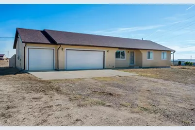393 E Chadwick Dr, Pueblo West, CO 81007 - Photo 2
