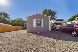 2412 Kara Ct, Pueblo, CO 81004 - Photo 2