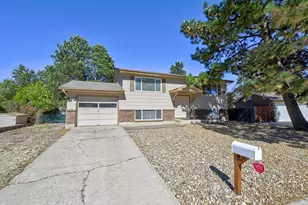 5165 Crestwood Dr, Colorado Springs, CO 80918 - Photo 2