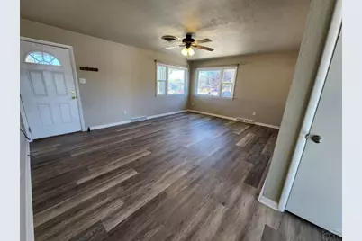 28 Stanford Ave, Pueblo, CO 81005 - Photo 2