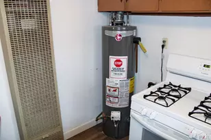 1804 E 11th St, Pueblo, CO 81001 - Photo 4