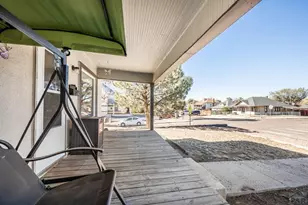 1302 E 10th St, Pueblo, CO 81001 - Photo 6