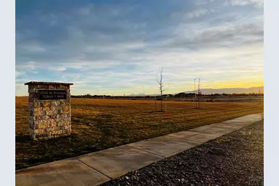 1910 Cuchara, Pueblo, CO 81001 - Photo 46