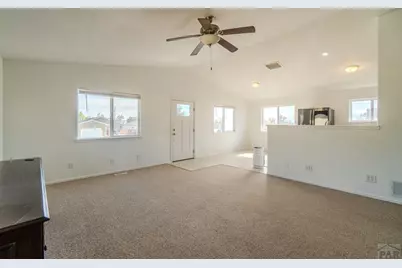2425 Atlanta Ave, Pueblo, CO 81003 - Photo 10