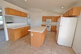 228 W Kyle Dr, Pueblo West, CO 81007 - Photo 10