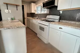 1635 Jackson St, Pueblo, CO 81004 - Photo 10