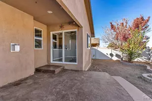 2327 Crestwood Ln, Pueblo, CO 81008 - Photo 38