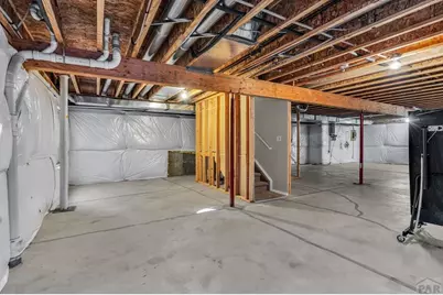 2327 Crestwood Ln, Pueblo, CO 81008 - Photo 32