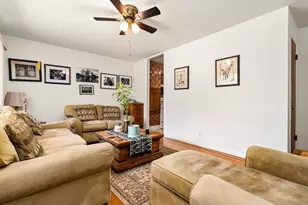 2570 Hollywood Dr, Pueblo, CO 81005 - Photo 2