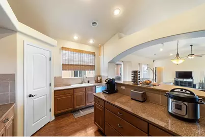 1037 W Desert Sage Dr, Pueblo West, CO 81007 - Photo 30